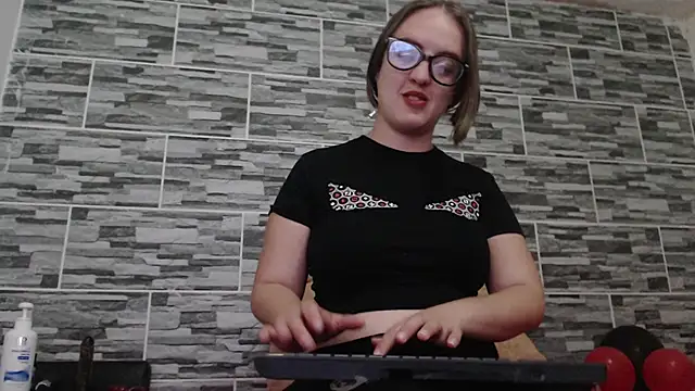 Snapshot of Venus_Santana chatting on 12.05.24 Venus Santana online show from 12.05.24