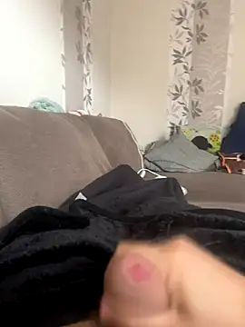 Snapshot of Barkeepermic chatting on 10.12.25 Barkeepermic online show from 10.12.25