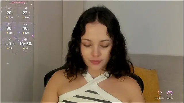 Snapshot of Megan_Rodrigo chatting on 12.28.24 Megan Rodrigo online show from 12.28.24