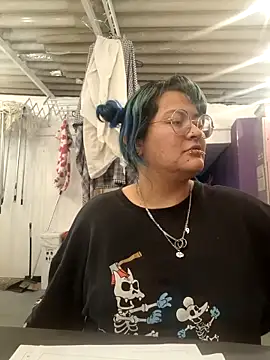 lucky-leah online show from 06.05.26