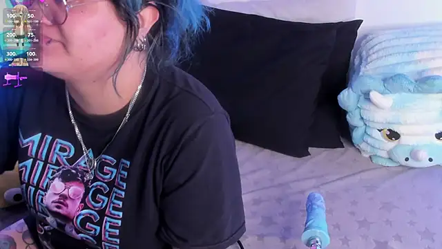 lucky-leah online show from 07.12.26