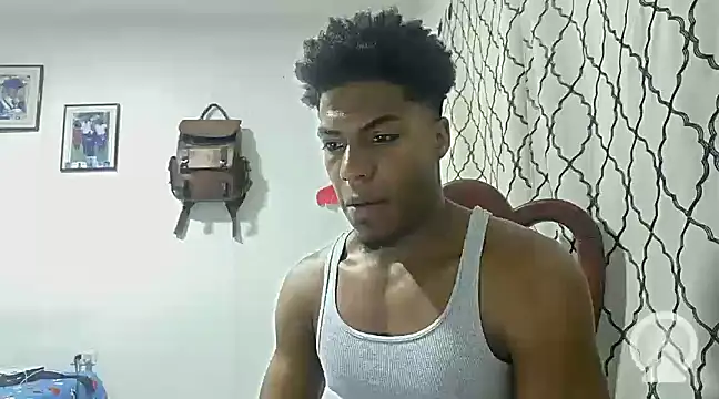 Snapshot of andrews2399 chatting on 01.16.25 andrews2399 online show from 01.16.25