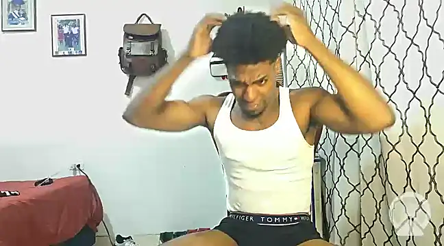 Snapshot of andrews2399 chatting on 01.25.25 andrews2399 online show from 01.25.25