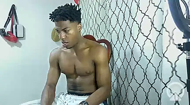 Snapshot of andrews2399 chatting on 03.12.25 andrews2399 online show from 03.12.25