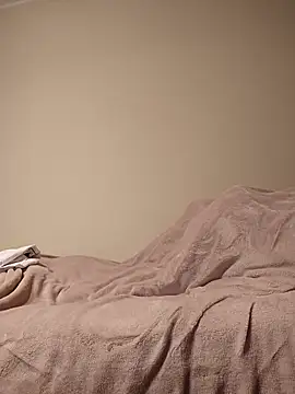 Snapshot of niesmialy39oon chatting on 03.11.26 niesmialy39oon online show from 03.11.26