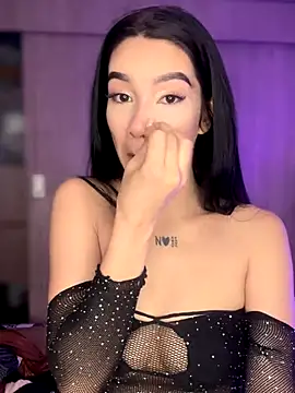 Ambar R0SSE online show from 10.30.25