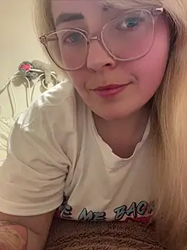 Snapshot of xxcurvyjessiexx chatting on 04.09.26 xxcurvyjessiexx online show from 04.09.26
