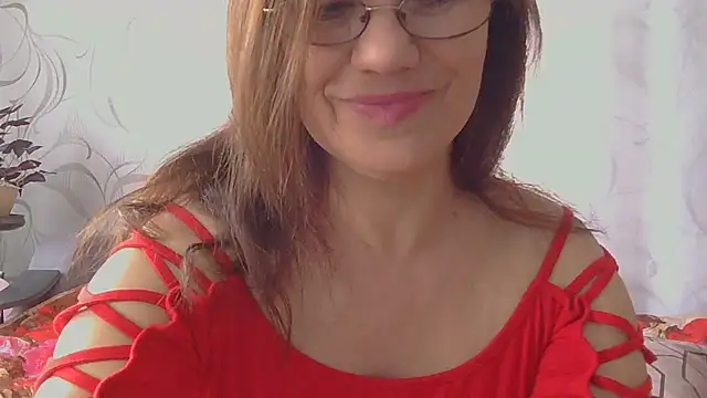 KittyyLaBeauty online show from 03.15.25