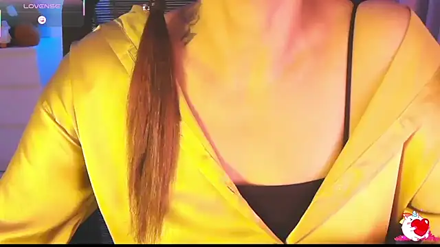  Blue Ruubyy  online show from 07.04.26