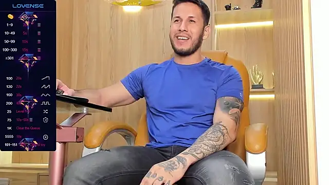 Snapshot of George_Diesell chatting on 02.12.25 George Diesell online show from 02.12.25