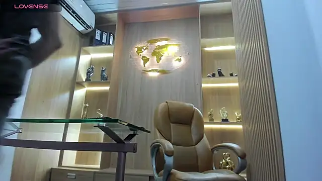 Snapshot of George_Diesell chatting on 02.21.25 George Diesell online show from 02.21.25