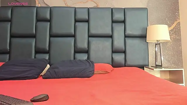 Snapshot of George_Diesell chatting on 12.04.25 George Diesell online show from 12.04.25