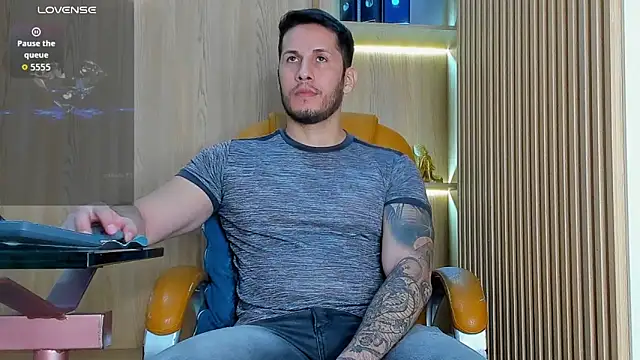 Snapshot of George_Diesell chatting on 02.13.26 George Diesell online show from 02.13.26