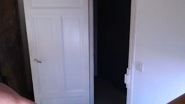 Snapshot of rustoff@xh chatting on 11.13.25 rustoffxh online show from 11.13.25