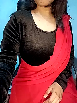 Snapshot of Dayna-36 chatting on 12.28.24 Dayna-36 online show from 12.28.24