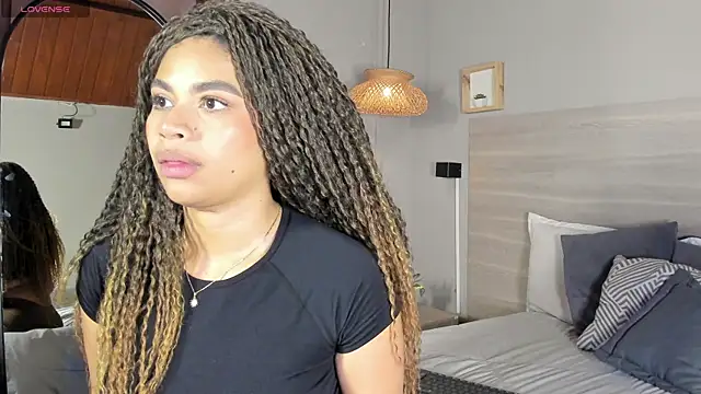 nayah   online show from 04.14.26