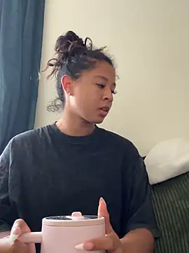 VanessaBling online show from 03.04.26