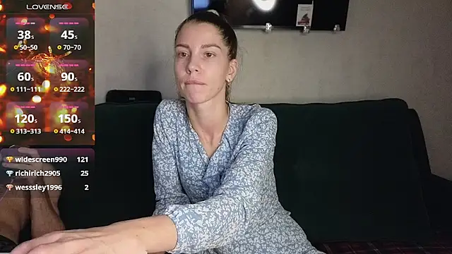 FoxLoveBasik online show from 02.23.25