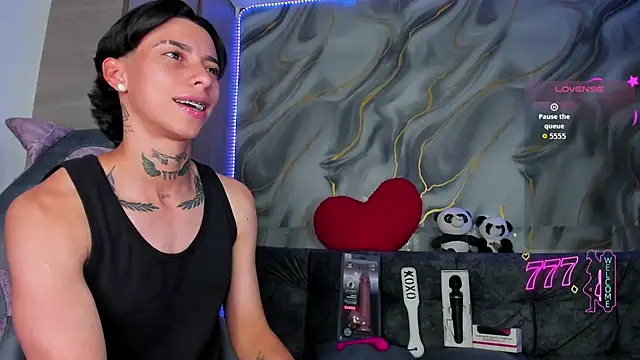 AmberAdams  online show from 05.04.26