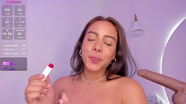 Snapshot of April_collinss chatting on 01.19.25 April collinss online show from 01.19.25