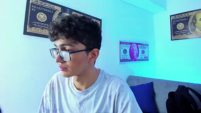 TylerWhite  online show from 02.04.25