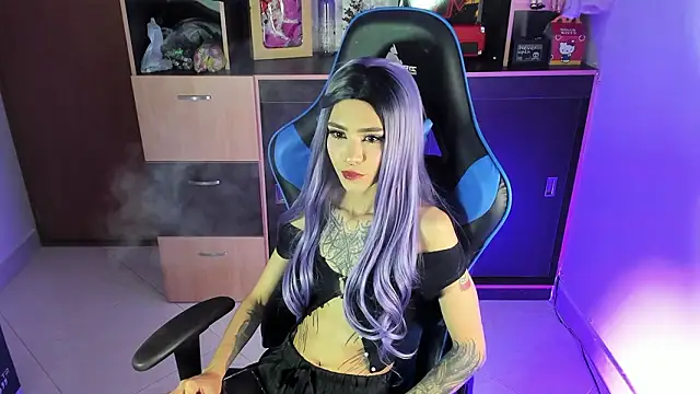 Snapshot of Badxbitch chatting on 03.20.26 Badxbitch online show from 03.20.26