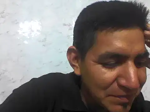 Snapshot of latino17 chatting on 01.13.25 latino17 online show from 01.13.25