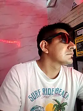latino17 online show from 08.10.26