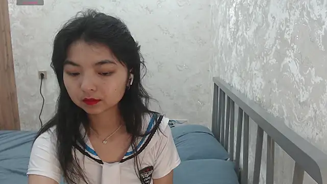 Shy Kira online show from 07.06.26