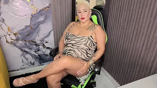 GianellaCox  online show from 05.20.26