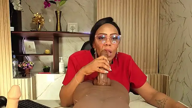 AmberNix online show from 04.15.26