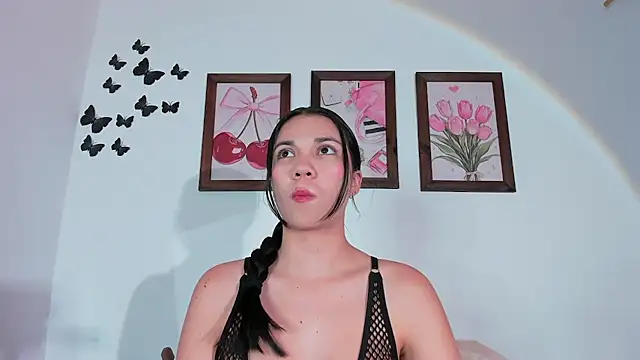 Emiily Parkerr online show from 07.14.26