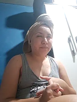 Snapshot of vulgovic_ chatting on 09.12.25 vulgovic online show from 09.12.25