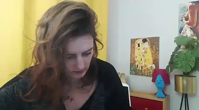 Snapshot of juicyNadine chatting on 12.05.24 juicyNadine online show from 12.05.24