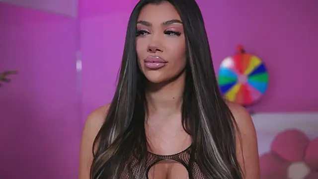 Snapshot of NatyDesiree chatting on 02.12.25 NatyDesiree online show from 02.12.25