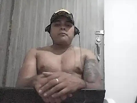 Snapshot of SaucyAffair0 chatting on 03.03.25 SaucyAffair0 online show from 03.03.25