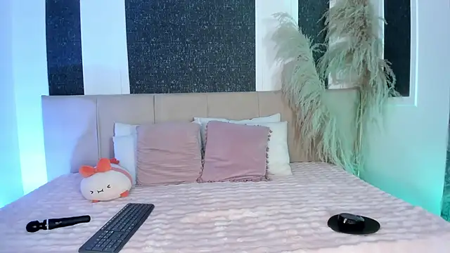 Alaia Manson online show from 02.03.26