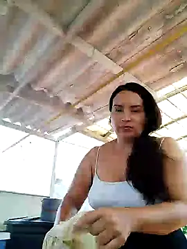 Snapshot of allison-dreams chatting on 01.25.25 allison-dreams online show from 01.25.25