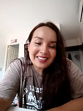 Snapshot of allison-dreams chatting on 09.27.25 allison-dreams online show from 09.27.25