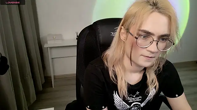 CuteYukiKun online show from 03.13.26