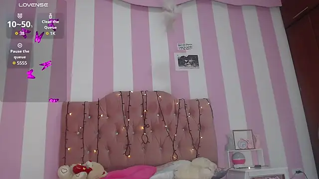 Snapshot of zaleya_mateus chatting on 02.24.26 zaleya mateus online show from 02.24.26