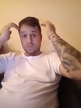 LucianM6 online show from 11.30.25