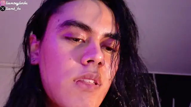 Snapshot of Liam_Taylor chatting on 03.23.25 Liam Taylor online show from 03.23.25