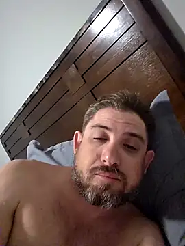 caliguy37 online show from 04.04.26