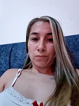 Iris love18 online show from 02.18.26