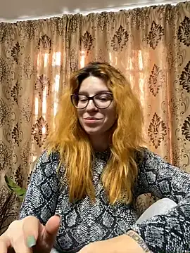 Snapshot of NadiraNoor chatting on 01.26.25 NadiraNoor online show from 01.26.25