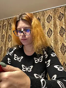 Snapshot of NadiraNoor chatting on 01.27.25 NadiraNoor online show from 01.27.25