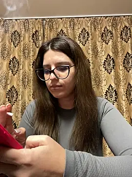 Snapshot of NadiraNoor chatting on 02.22.25 NadiraNoor online show from 02.22.25