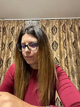 Snapshot of NadiraNoor chatting on 09.11.25 NadiraNoor online show from 09.11.25