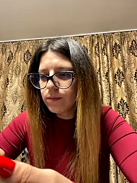 Snapshot of NadiraNoor chatting on 10.09.25 NadiraNoor online show from 10.09.25